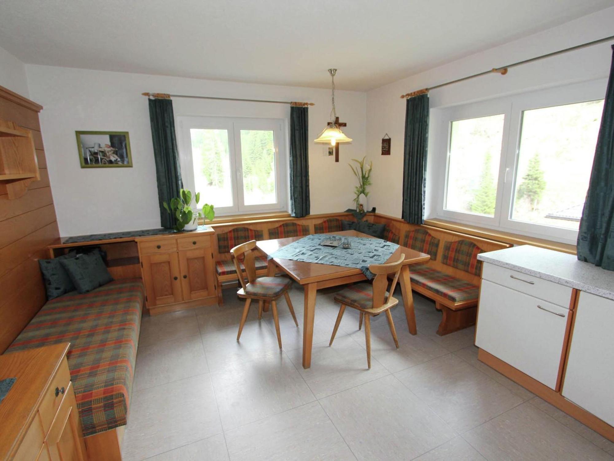 Home With A Wooden Decor And Full Of Atmosphere Außervillgraten エクステリア 写真
