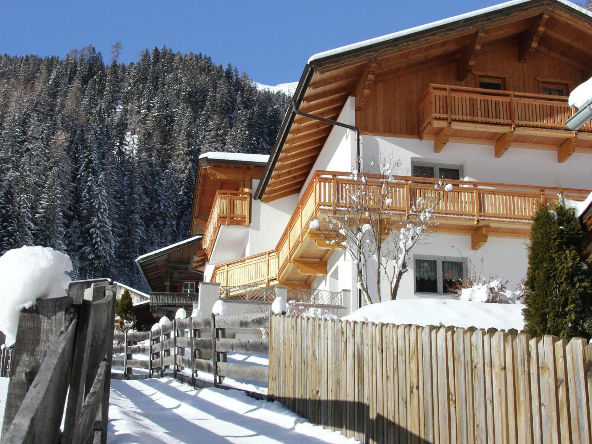 Home With A Wooden Decor And Full Of Atmosphere Außervillgraten エクステリア 写真